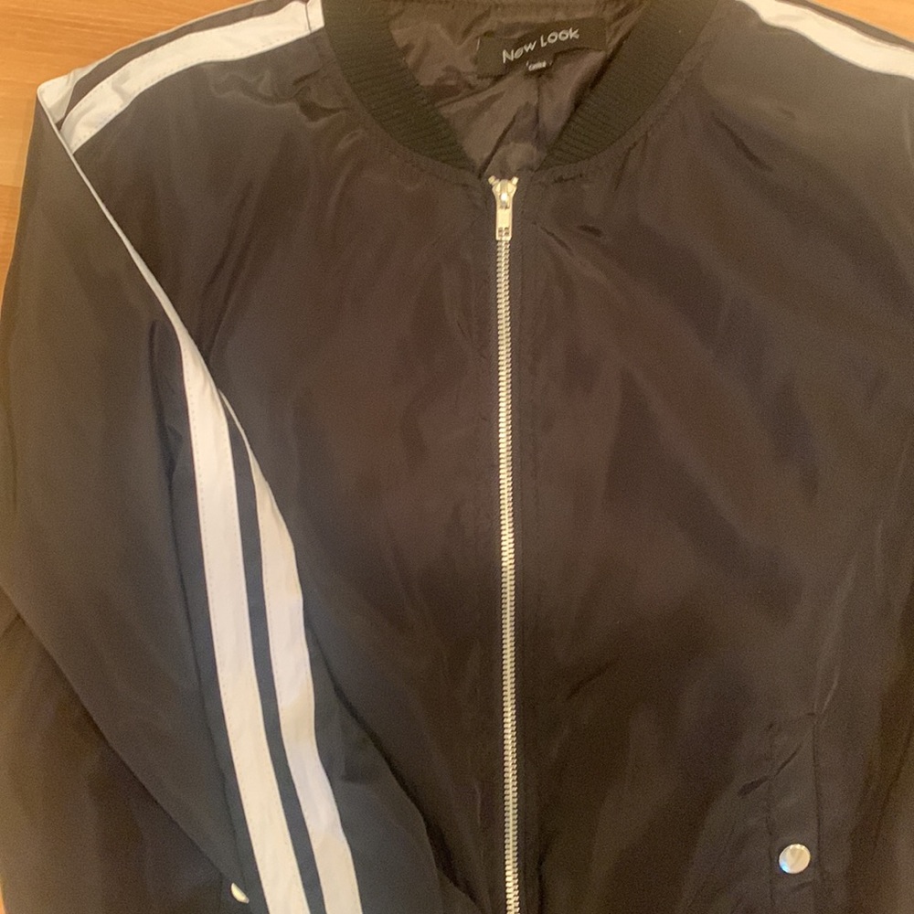 Bomber jacket - Picture 2 of 3